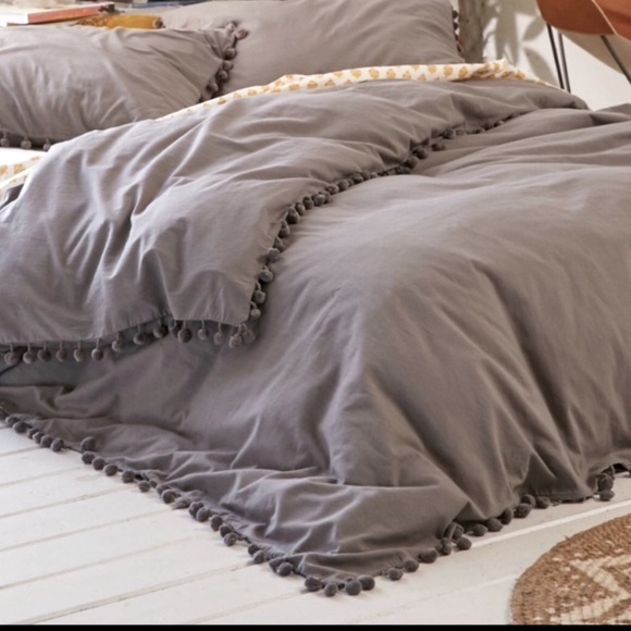 UO Queen Full Grey Pom Pom Duvet Cover